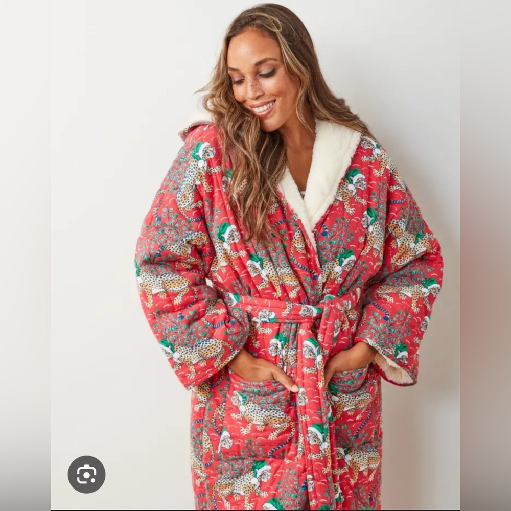 Printfresh 
Holly Jolly Bagheera - Flannel Quilted Hooded Sherpa Robe - Ruby